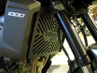 Access Design / アクセスデザイン Radiator cover guard grill for Kawasaki Versys 1000 | CRK002B