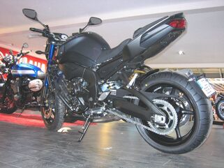 Access Design / アクセスデザイン Wheel base plate holder for Yamaha FZ8 / FZ1 | SPLRY008