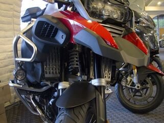 Altrider / アルトライダー Radiator Guard for the BMW R 1200 GS Adventure Water Cooled (2018-current) - Black | R118-2-1102