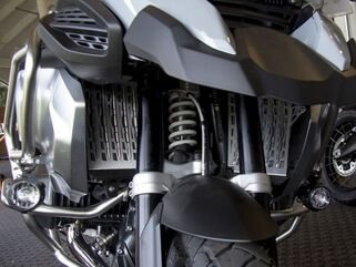 Altrider / アルトライダー Radiator Guard for the BMW R 1250 GS Adventure Water Cooled - Silver | R119-1-1102