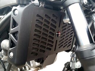 Powerbronze / パワーブロンズ クーラーグリル (プラスチック) マットブラック SUZUKI SV650, 16-19,SV650X, 17-19 | 520-S122-023