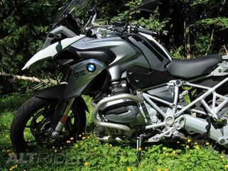 Altrider / アルトライダー Crash Bar and Skid Plate System for the BMW R 1200 GS Water Cooled (2014-current) - Triple Black (Grey)/Silver | R116-5-1003