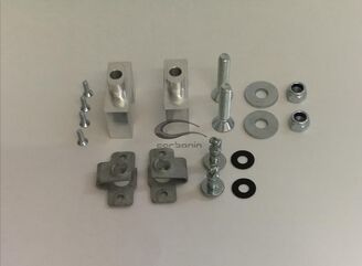 Carbonin / カーボニン ブラケット サイドパネル (2 Pc) Suzuki GSX-R1000 | ALU1202S