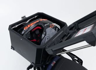 SW Motech TRAX ADV top case system. Black. CFMoto 800MT (21-). | GPT.10.032.70000/B