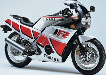 Powerbronze / パワーブロンズ スタンダードスクリーン フロストステルスグレー YAMAHA FZ600,FZR400R, 86-87 | 410-Y109-019