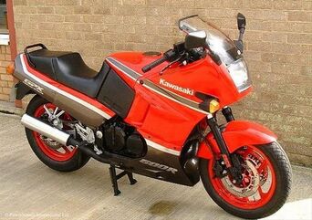 Powerbronze / パワーブロンズ スタンダード スクリーン KAWASAKI GPX600R 88-96 レッド | 410-K114-005