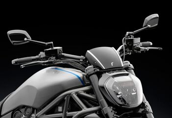 Rizoma / リゾマ  Billet Aluminium Headlight fairing with Adapter, Black Anodized | ZDM145B