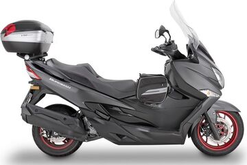 GIVI / ジビ Windscreen for Suzuki Burgman 400 18-, color Clear, dim. HxW 75 x 67 cm, 21 cm higher than oe, fits oe headlight fairing | D3115ST
