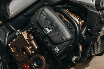SW MOTECH / SWモテック Legend Gear （レジェンドギア） アクセサリーバッグ LA9. ブラック 2.5 l. | BC.HTA.00.408.20000