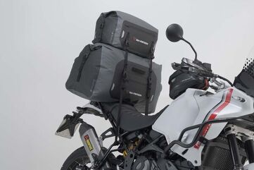SW MOTECH / SWモテック Drybag 350 テールバッグ 35 l. グレー/ブラック 防水 | BC.WPB.00.001.20000