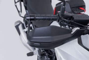 SW MOTECH / SWモテック Adventure ハンドガードキット ブラック Honda CB500X (18-), NX500 (23-). | HDG.00.220.30201/B