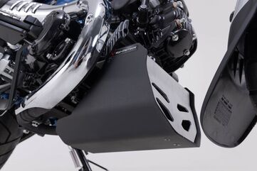 SW MOTECH / SWモテック エンジンガード ブラック/シルバー Honda Dax 125 (22-). | MSS.01.203.10000