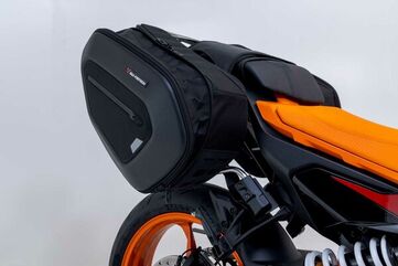 SW MOTECH / SWモテック PRO BLAZE H サドルバッグセット ブラック KTM 390 Duke (23-). | BC.HTA.04.740.35600