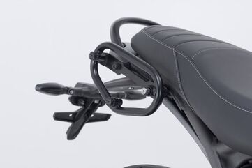 SW MOTECH / SWモテック Legend Gear （レジェンドギア） サイドバッグシステム LC - ブラックエディション Triumph Speed 400 / スクランブラー 400 X (23-). | BC.HTA.11.616.20100