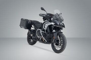 SW MOTECH / SWモテック TRAX ADV アルミケースシステム + アクラポビッチサイレンサー ブラック 45/45 l. BMW R 1300 GS (23-). | KFT.07.975.72001/B