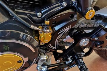 CNC Racing / シーエヌシーレーシング Front sprocket cover Ducati Scrambler 1100 | CP174