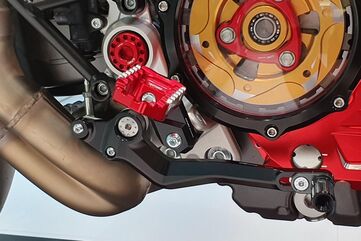 CNC Racing / シーエヌシーレーシング Gear/Rear brake levers kit Ducati Hypermotard 950 - SLIDE | PEC03