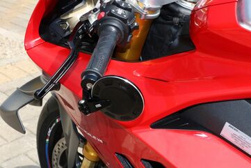 CNCレーシング - ユーロッパのバイク用品専門・通販店 ユーロネット