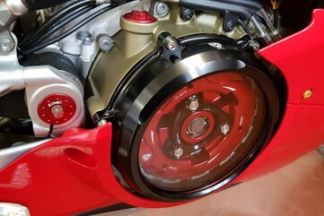 CNC Racing / シーエヌシーレーシング Pressure plate oil bath clutch Ducati Panigale and Streetfighter V4, Red | SP201R