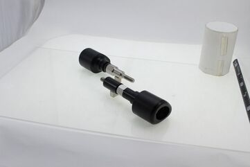 R&G(アールアンドジー) エアロクラッシュプロテクター ブラック K1300S(09-) RG-CP0254BL