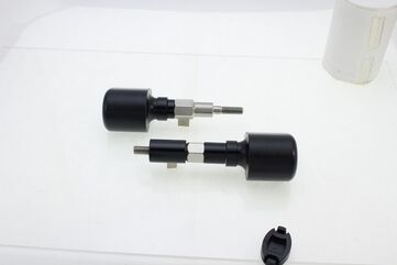 R&G(アールアンドジー) エアロクラッシュプロテクター ブラック K1300S(09-) RG-CP0254BL
