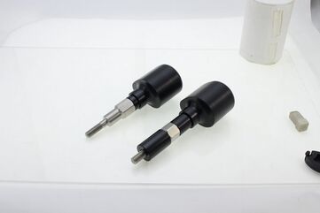 R&G(アールアンドジー) エアロクラッシュプロテクター ブラック K1300S(09-) RG-CP0254BL