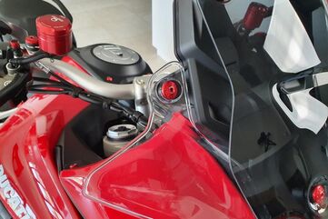 CNC Racing / シーエヌシーレーシング Screw kit front air deflectors Ducati Multistrada V4 | KV460