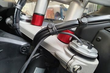 CNC Racing / シーエヌシーレーシング Handlebar clamp spacers H 30mm Ducati Multistrada V4 for OEM riser | RM258
