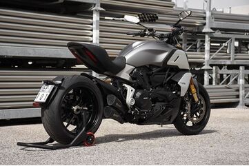 HP Corse / エイチピーコルセ  Hydroform Short Black Exhaust | XDUHY20P04C-AAB