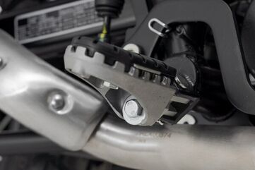 SW-MOTECH / SWモテック ION フットレストキット | FRS.07.011.10602/S
