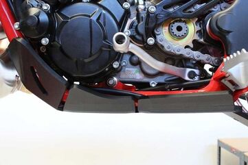 AXP-Racing / エーエックスピーレーシング Xtrem HDPE スキッドプレート - ブラック | AX1441