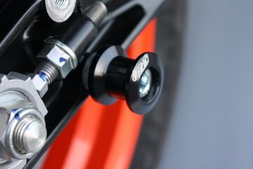 GSGモトテクニック ボビン / スイングアームプロテクション KTM RC 125 / 390 (2022 -) | HSKP-10-KM14