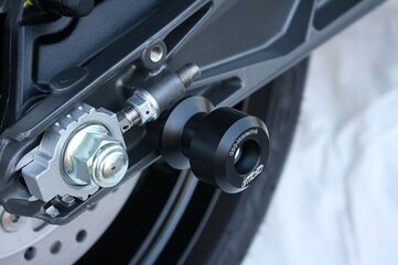 GSGモトテクニック ボビン / スイングアームプロテクション KTM Duke 125 / 200 (2011-2016) | HSKP-10-KM4