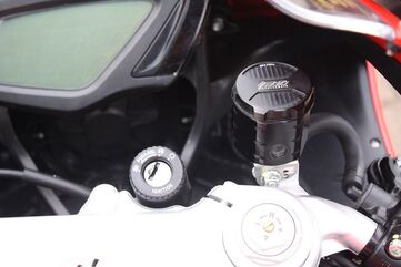GSGモトテクニック ブレーキオイルリザーバー フロント MV-Agusta 675 F3 (2012 -) | 3999-V43-M55