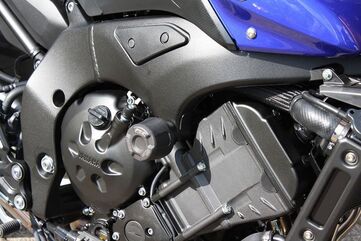 GSGモトテクニック クラッシュパッドセット アダプター アルミ ブラックアノダイズド Yamaha FZ8 / Fazer 8 (2010 -) | 49490-Y32-DS-SH