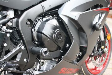 GSGモトテクニック エンジンガード Suzuki GSX-R 1000 (2017 -) | 953995-S388