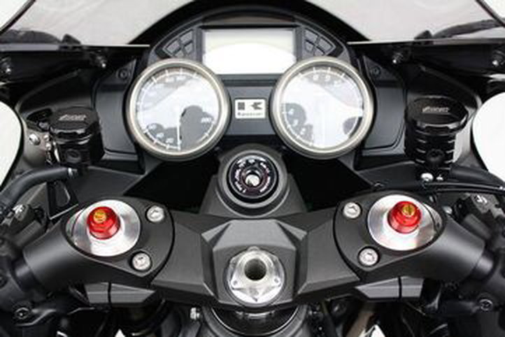 GSGモトテクニック ブレーキオイルリザーバー フロント Kawasaki ZZR 1400 (2012 -) | 3999-V38-K55