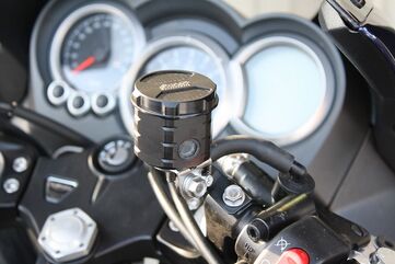 GSGモトテクニック ブレーキオイルリザーバー フロント Triumph Sprint GT 1050 | 3999-V38-T22