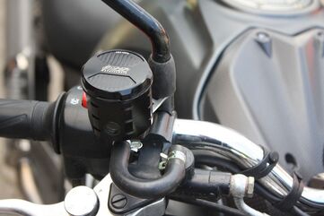 GSGモトテクニック ブレーキオイルリザーバー フロント Cagiva Raptor / V-Raptor / Xtra-Raptor 1000 | 3999-V43-C1