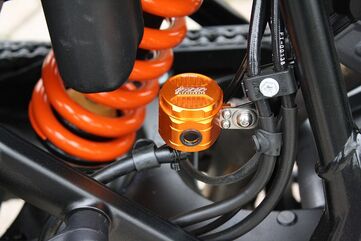GSGモトテクニック ブレーキオイルリザーバー リア KTM 1190 Adventure (2013 -) | 3999-B36-AD