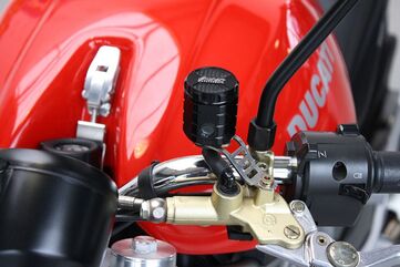 GSGモトテクニック クラッチオイルリザーバー Ducati モンスター 1000 S2R / RS (2006-2008) | 3999-B38-D52