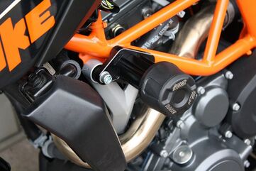 GSGモトテクニック クラッシュパッドセット ホールディングプレート アルミ KTM Duke 390 (2013 -) | 406025545-KM6-DS