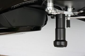 GSGモトテクニック クラッシュパッドセット ホールディングプレート アルミ Suzuki GSX 1300 R Hayabusa (2021 -) | 1154440-S62