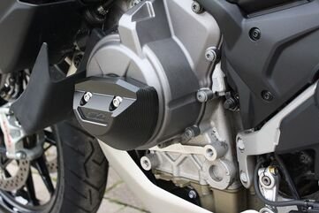 GSGモトテクニック エンジンプロテクション クラッシュパッドセット プレート / AL sockets 右側 ブラックアノダイズド Ducati ムルティストラーダ V4 (2021 -) | 5040-D39-SH