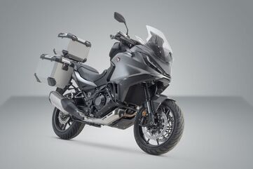 SW Motech / SWモテック Adventure set luggage. Silver. Honda NT1100 (21-). | ADV.01.052.75000/S