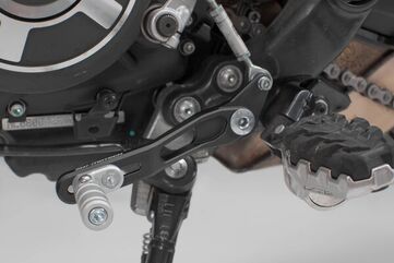 SW Motech / SWモテック Gear lever. Ducati Scrambler Desert Sled (16-18). | FSC.22.577.10001