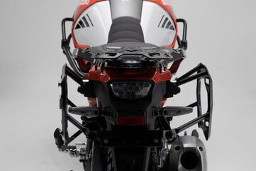 SW Motech DUSC hard case system. Black. 41/33L. Suzuki V Strom 1050 (19-). | KFT.05.936.65000/B