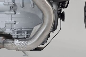 SW Motech Engine guard. Black. Moto Guzzi V100 Mandello/S (22-). | MSS.17.038.10000/B
