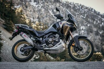 Yoshimura / ヨシムラ USA Africa Twin 20-22 RS-12 Stainless Slip-On Exhaust, W/ Stainless Muffler | 12401BS520