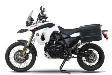 Yoshimura / ヨシムラ USA F800GS/F700GS 11-15 R-77 Stainless Slip-On Exhaust, W/ Stainless Muffler | 1585020520